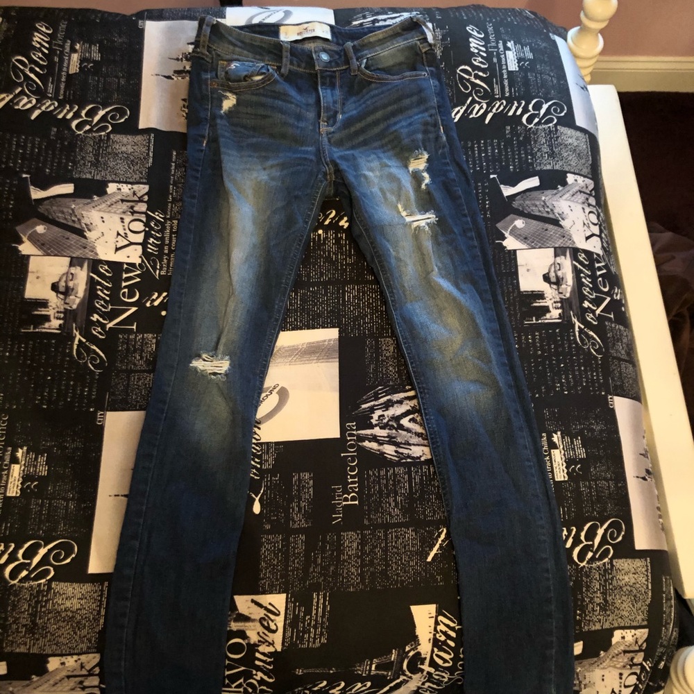 Hollister size 3 W26 jeans